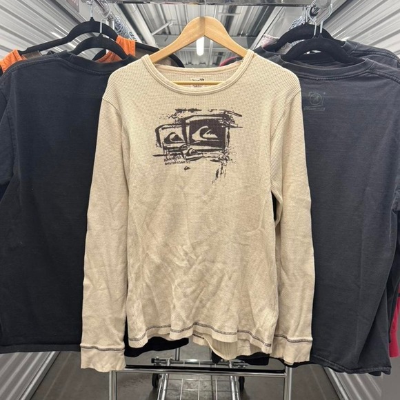 Other - Crazy Vintage 2000's Distressed QuikSilver Surf Thermal Long Sleeve